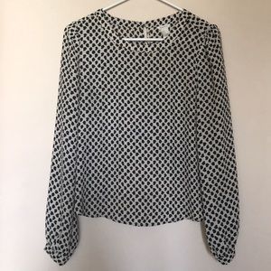 Back and White Cropped Blouse